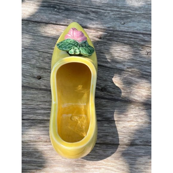 Vintage 1950s MCoy Yellow Clog Shoe Planter With Rose - Picture 4 of 11